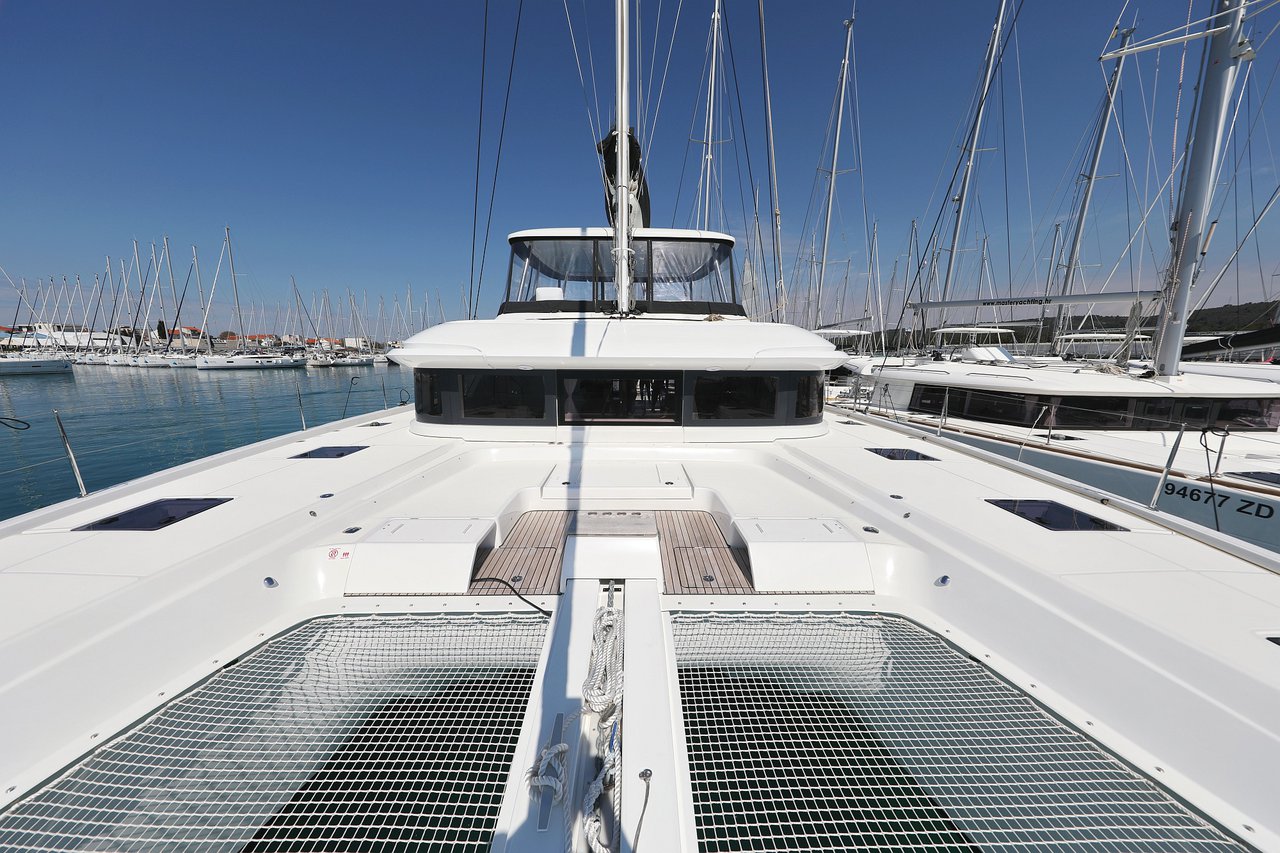 Photo #8 - Lagoon 55 - 4 cab. (Nomad) en Split - 38348