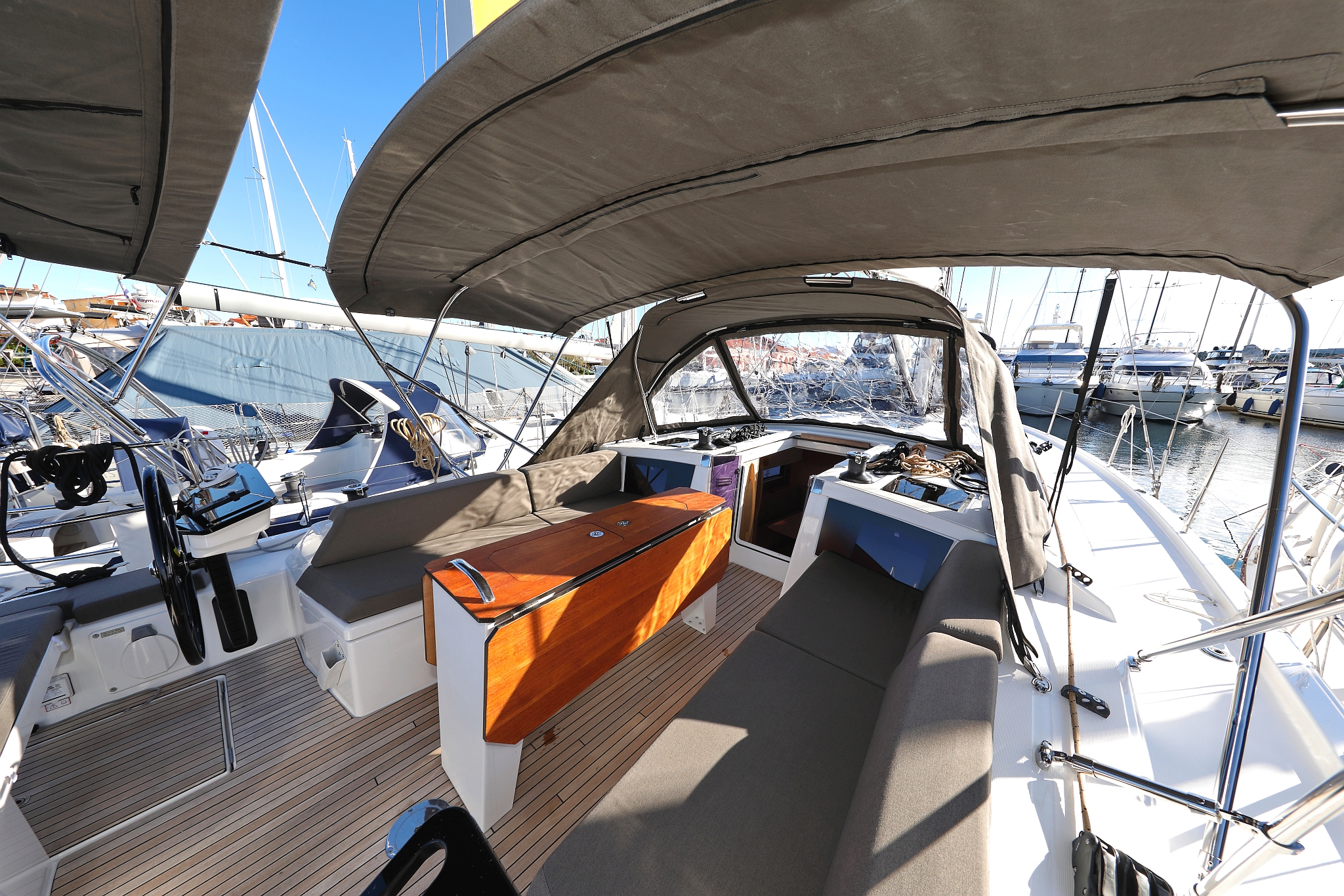 Photo #7 - Dufour 41 - 4 cab. (Aniela) in Tribunj - 38370