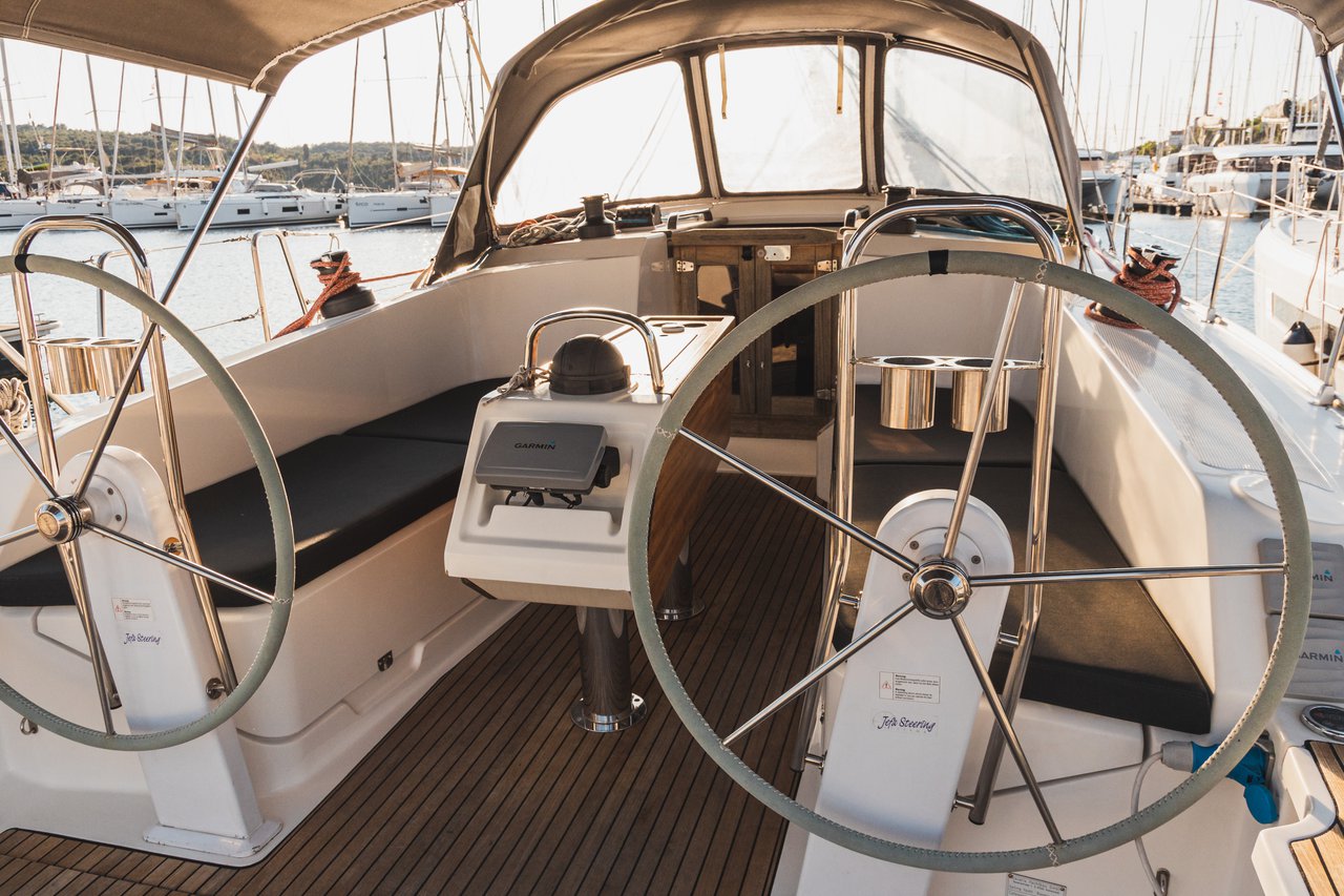 Photo #5 - Bavaria Cruiser 41 - 3 cab. (Astros) en Sibenik - 38380