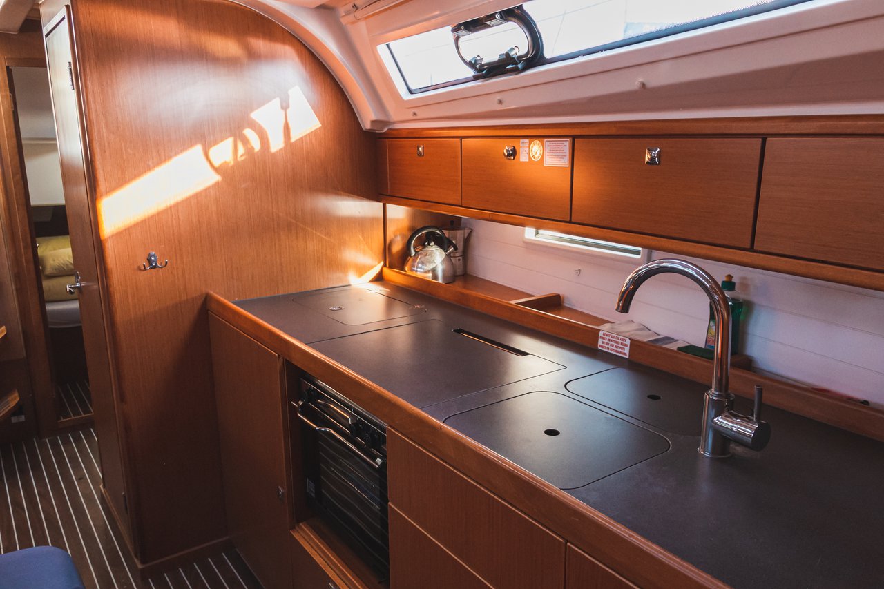 Photo #17 - Bavaria Cruiser 41 - 3 cab. (Astros) en Sibenik - 38380