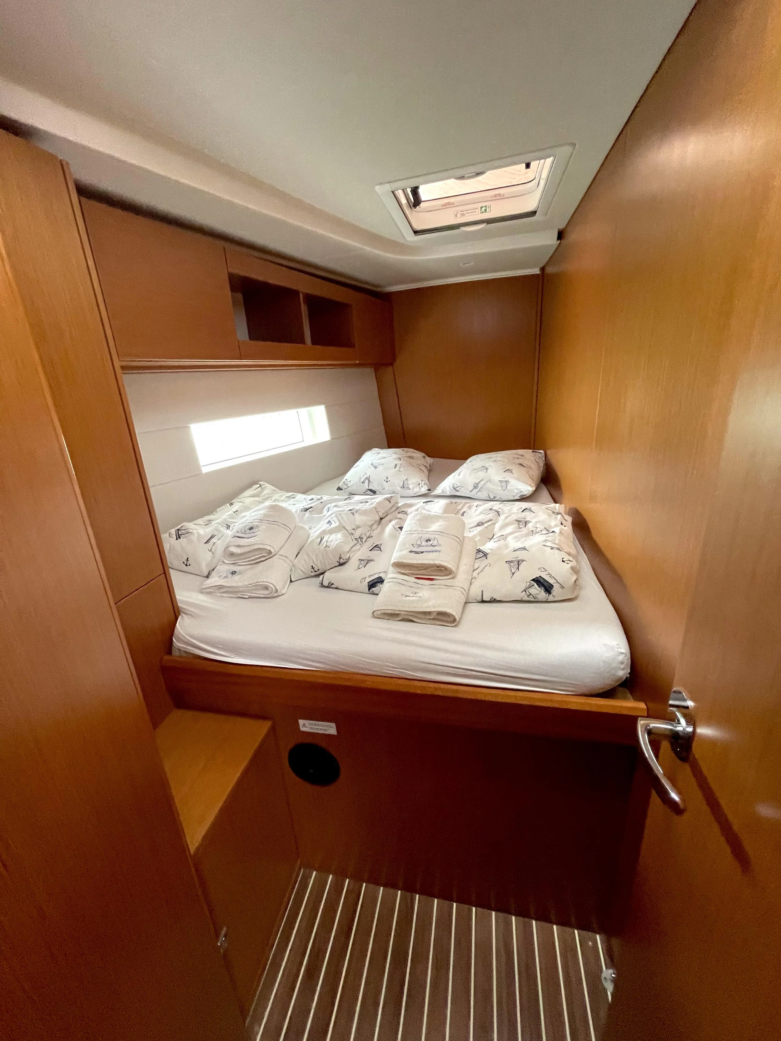 Bavaria C50 Holiday - 5 cab. (Hangover)  - 8