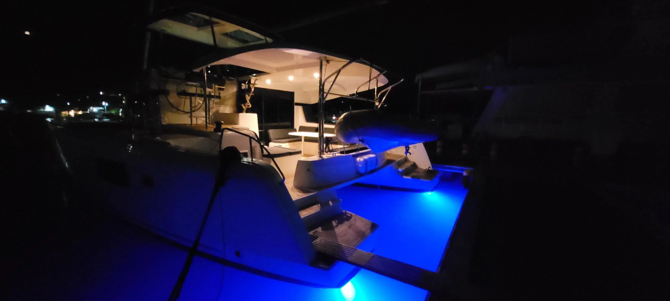 Lagoon 42 - 4 + 2 cab. (Best Love)  - 5