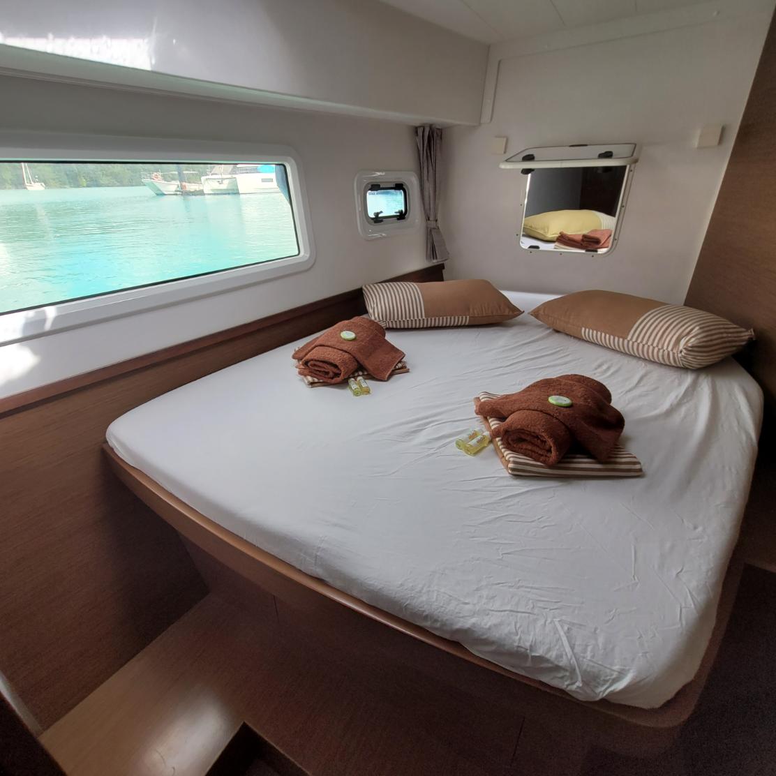 Photo #16 - Lagoon 42 - 4 + 2 cab. (Best Love) in Mahe - 38407
