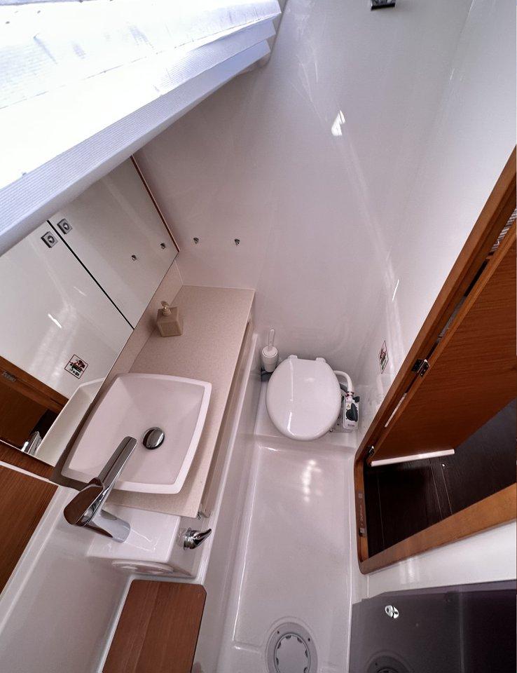 Photo #11 - Dufour 430 - 3 cab. (Chopin) in Gocek - 38421