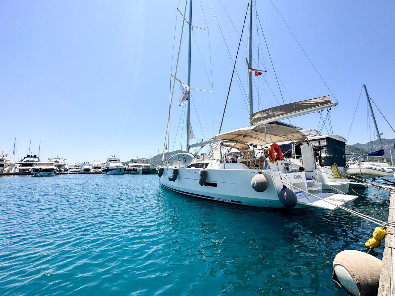 Photo #5 - Dufour 430 (Brahms) in Gocek - 38422