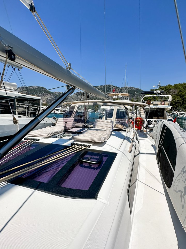 Photo #7 - Dufour 430 (Brahms) in Gocek - 38422