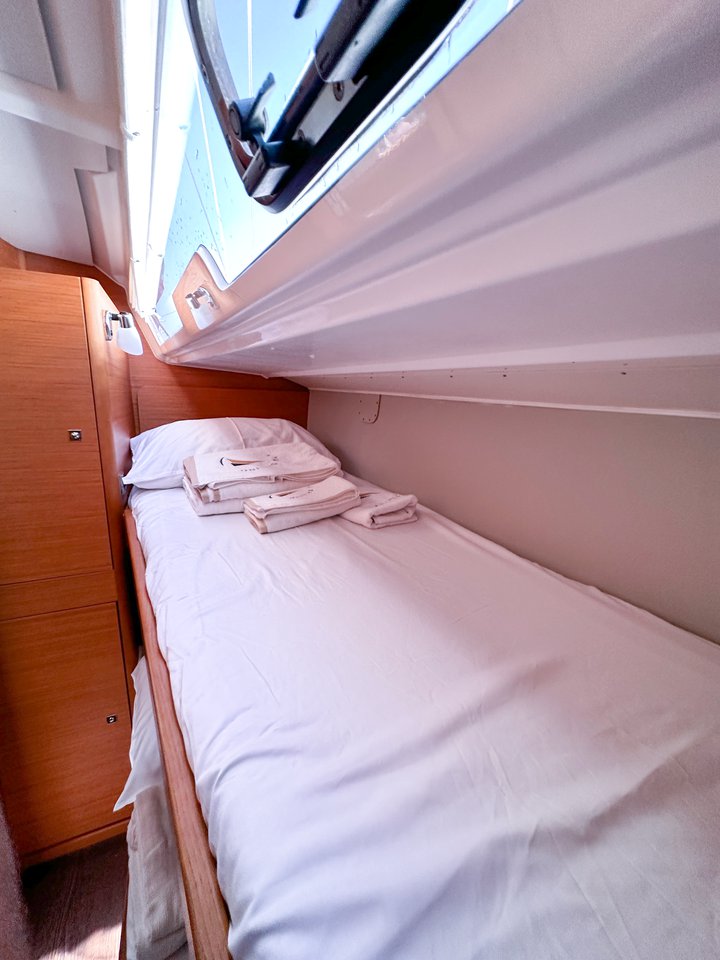 Photo #13 - Dufour 430 (Brahms) in Gocek - 38422