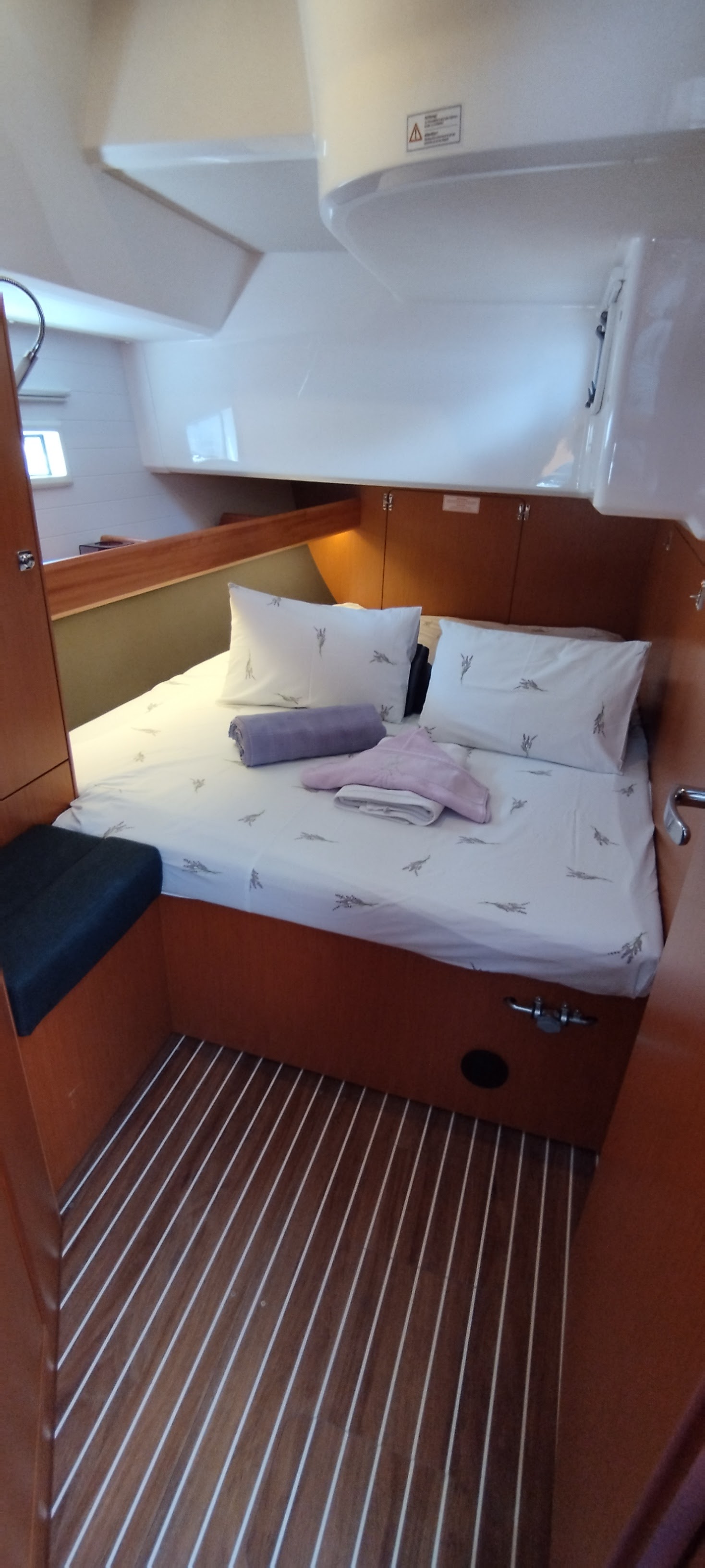 Photo #14 - Bavaria Cruiser 46 - 4 cab. (Mirka 5) in Split - 38425