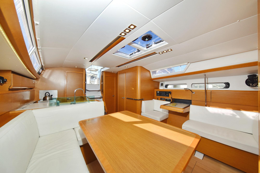 Photo #9 - Sun Odyssey 449 (Canne Bleue) in Pula - 38445