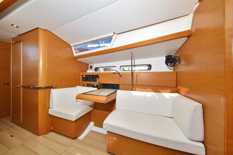 Photo #11 - Sun Odyssey 449 (Canne Bleue) in Pula - 38445