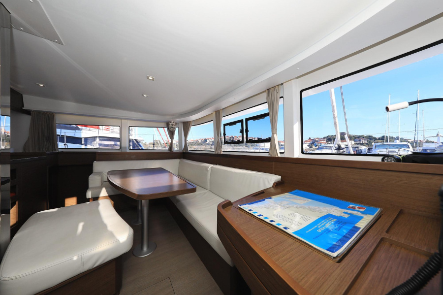Photo #12 - Lagoon 42 - 4 + 2 cab. (Fleur de Sel) in Pula - 38454