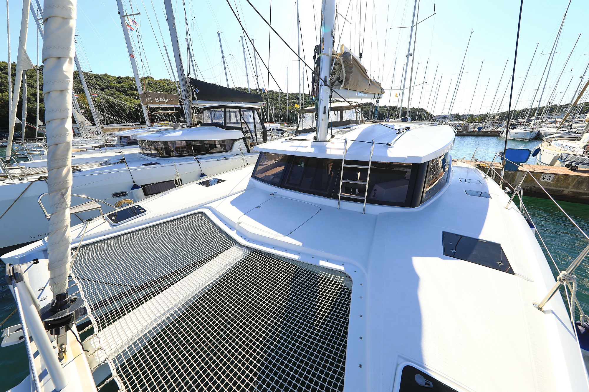 Photo #9 - Fountaine Pajot Lucia 40 - 3 cab. (Floreanne) in Pula - 38456