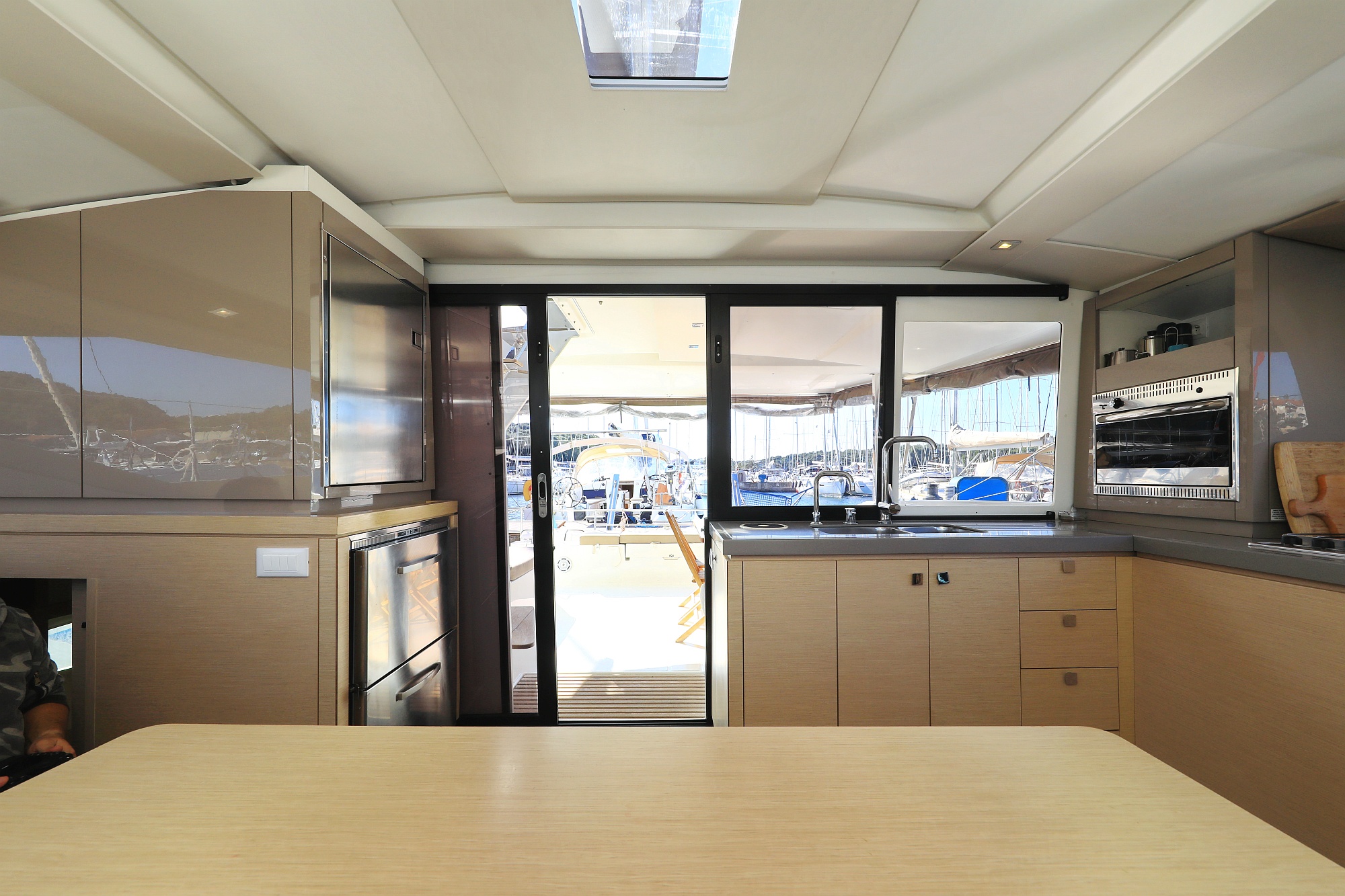 Photo #15 - Fountaine Pajot Lucia 40 - 3 cab. (Floreanne) in Pula - 38456
