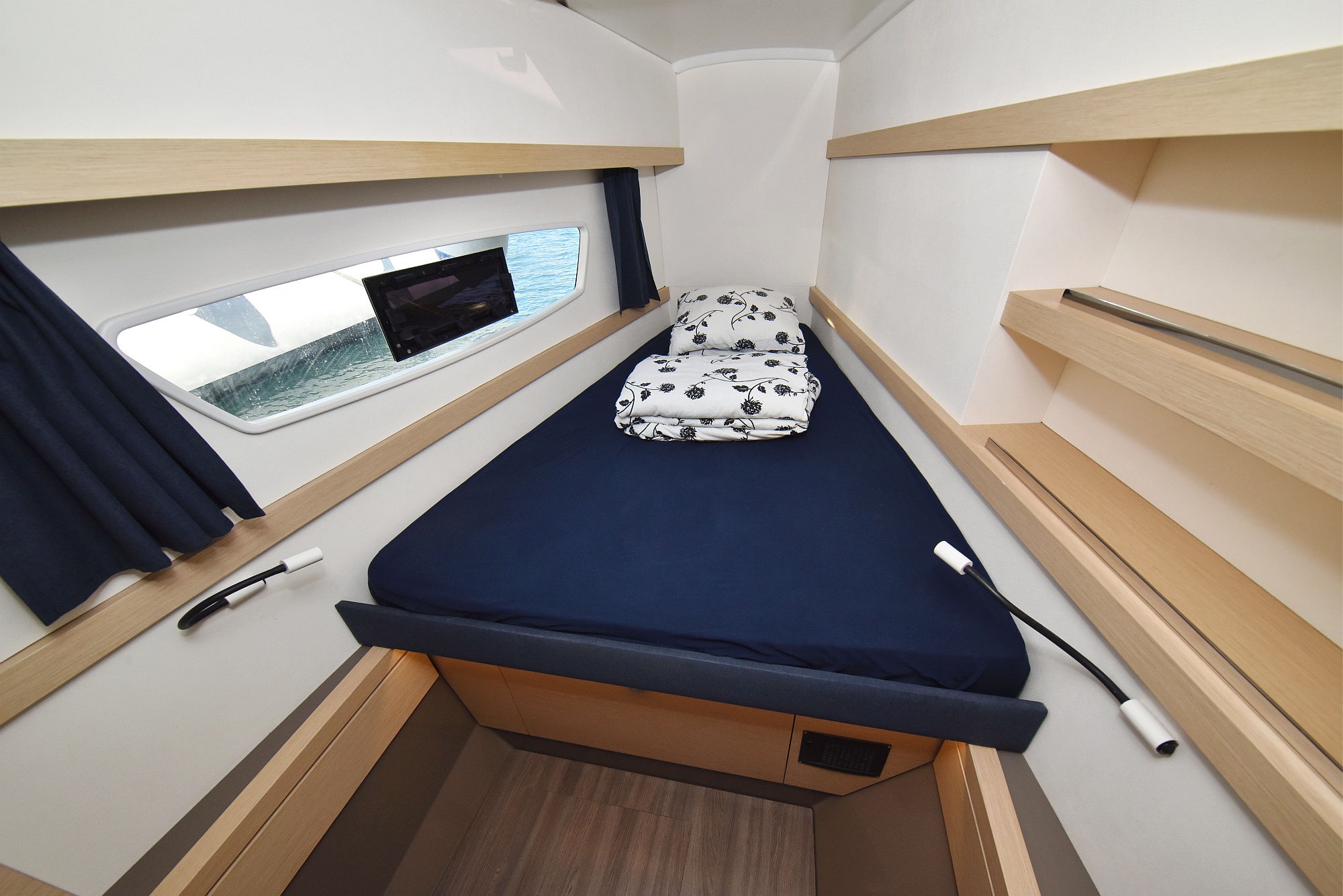 Photo #16 - Fountaine Pajot Lucia 40 - 3 cab. (Floreanne) in Pula - 38456