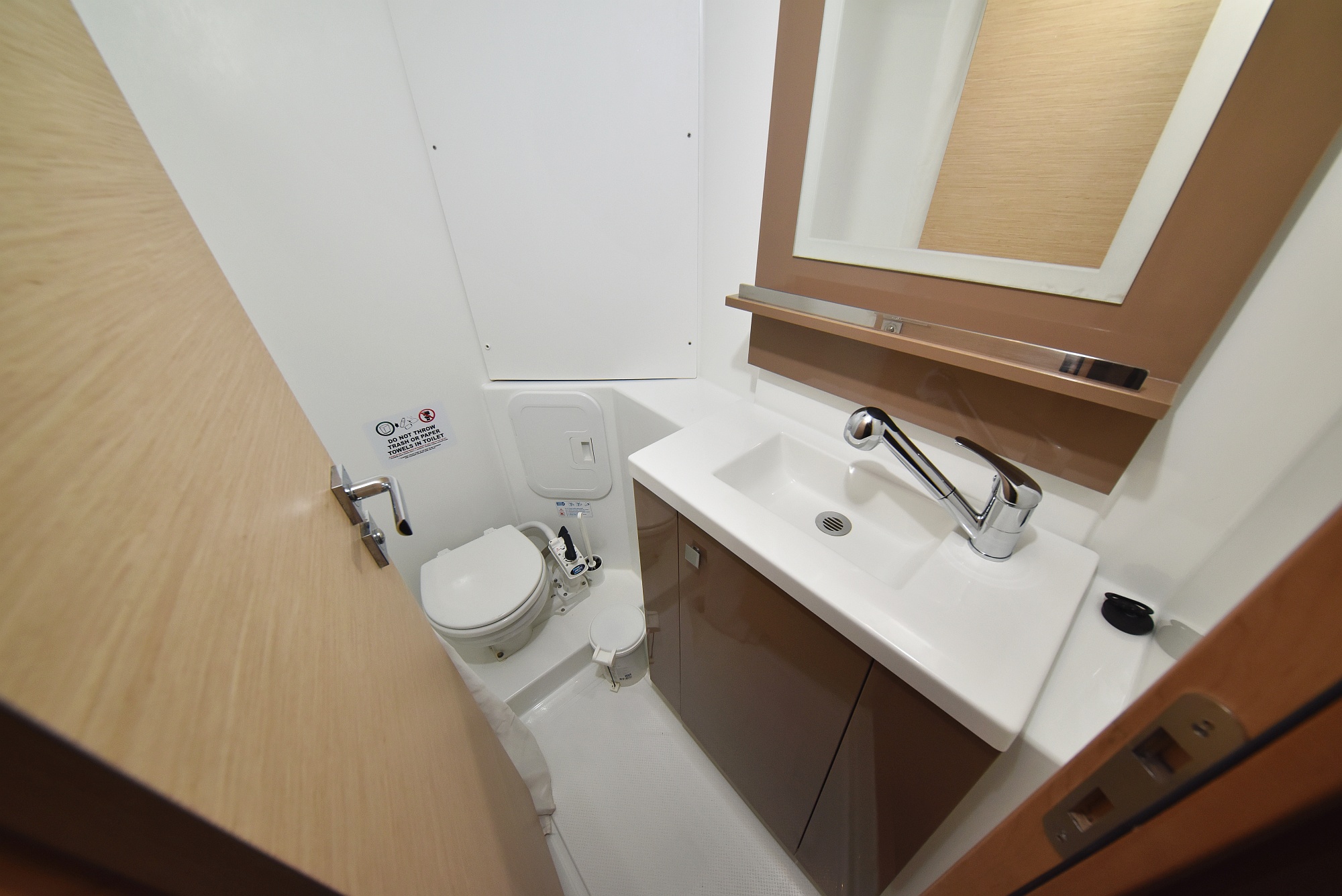 Photo #22 - Fountaine Pajot Lucia 40 - 3 cab. (Floreanne) in Pula - 38456