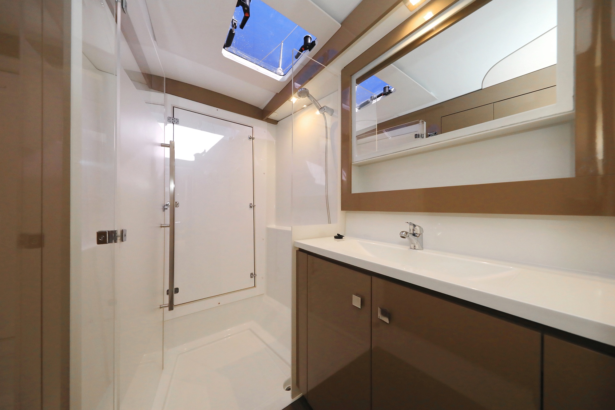 Photo #24 - Fountaine Pajot Lucia 40 - 3 cab. (Floreanne) in Pula - 38456