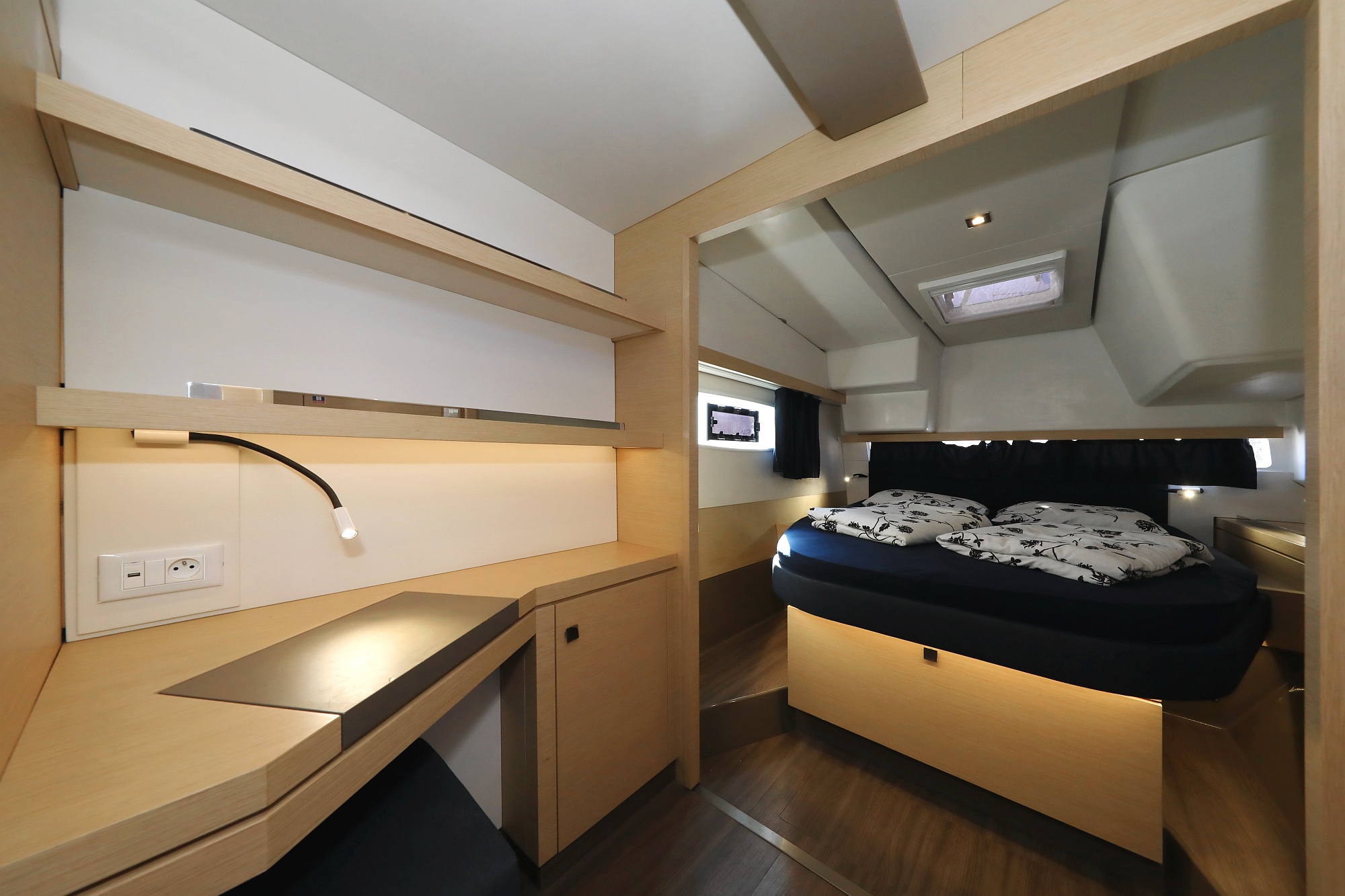 Photo #25 - Fountaine Pajot Lucia 40 - 3 cab. (Floreanne) in Pula - 38456