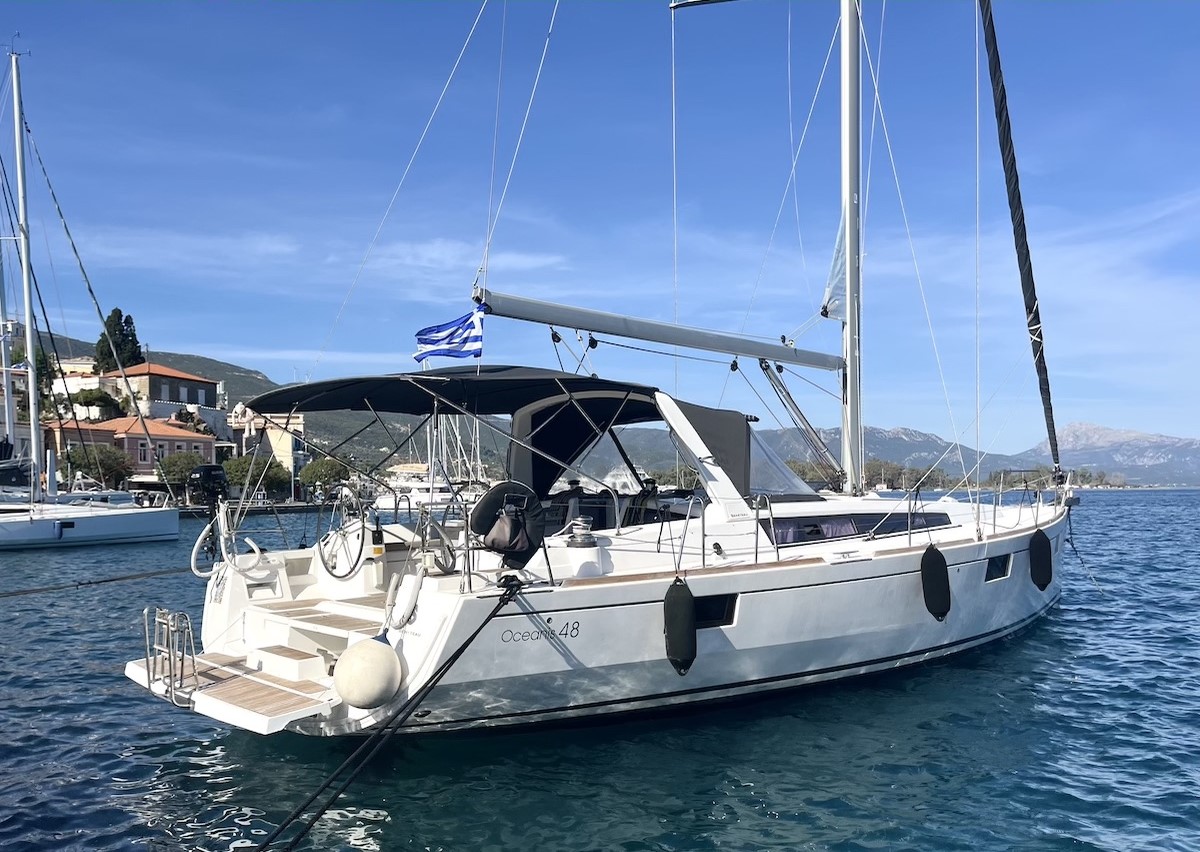 Photo #6 - Oceanis 48 - 5 cab. (Alisa) in Athens - 38459