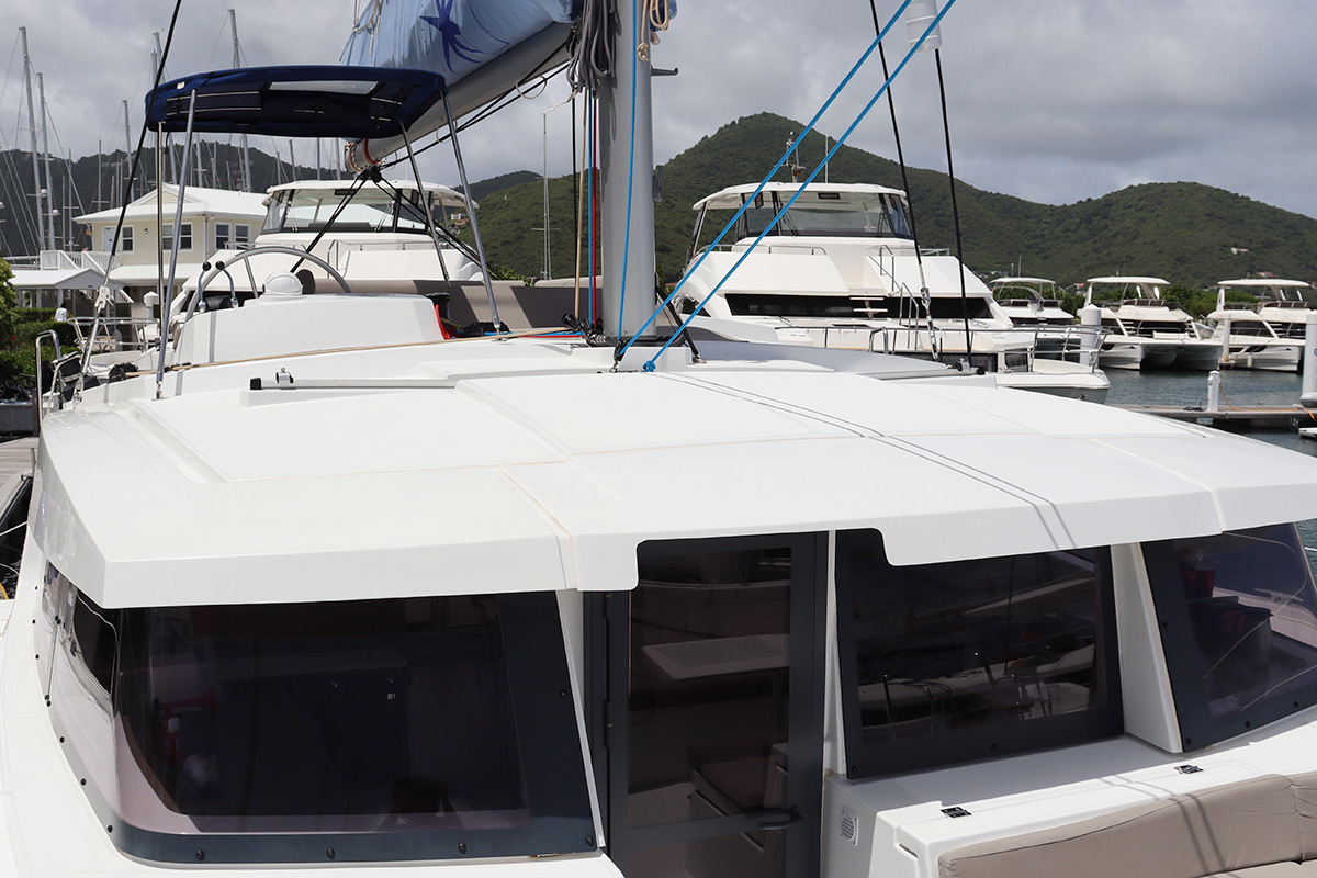 Photo #12 - Bali 4.2 OW (Dorothea) in Nanny Cay - 38474