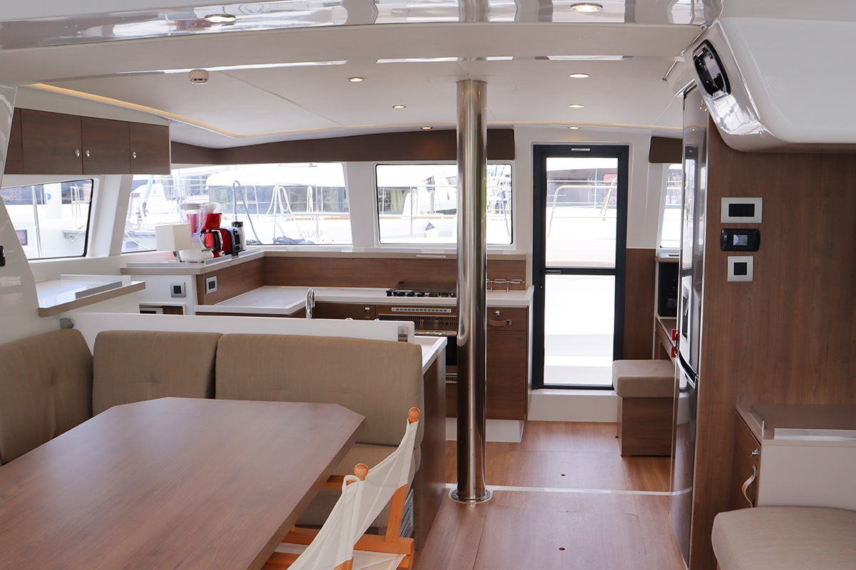 Photo #20 - Bali 4.2 OW (Dorothea) in Nanny Cay - 38474