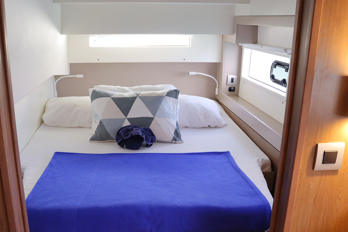 Photo #34 - Bali 4.2 OW (Dorothea) in Nanny Cay - 38474