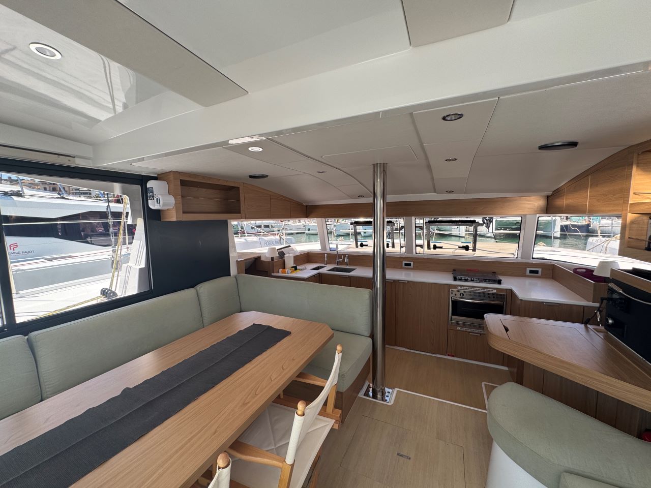 Photo #9 - Fountaine Pajot Astrea 42 Quatuor (Rosual Mar 467/2025) en Palma - 38479