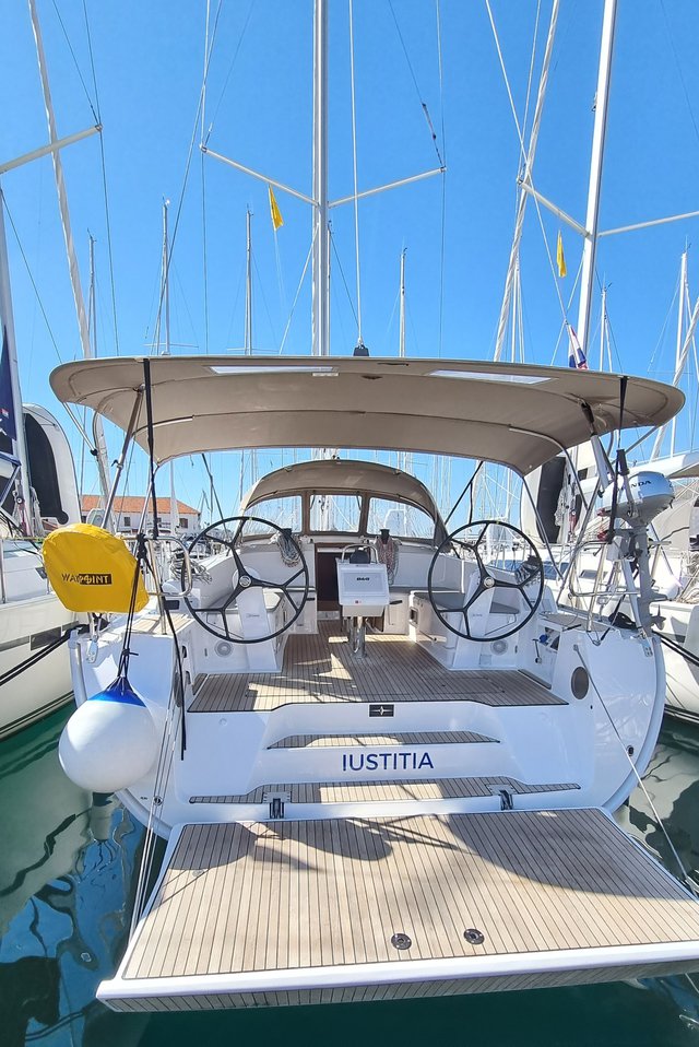 Photo #5 - Bavaria Cruiser 46 - 4 cab. (Iustitia) in Trogir - 38552
