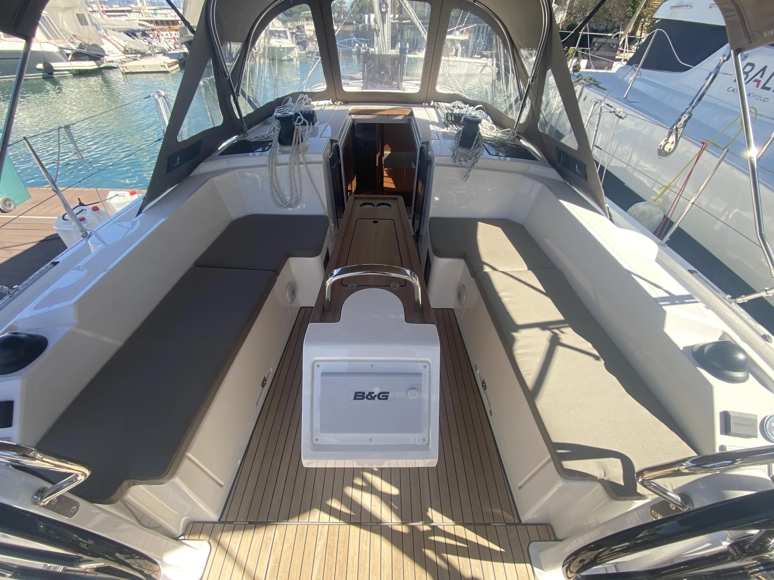 Bavaria C38 (Luna 3)  - 7