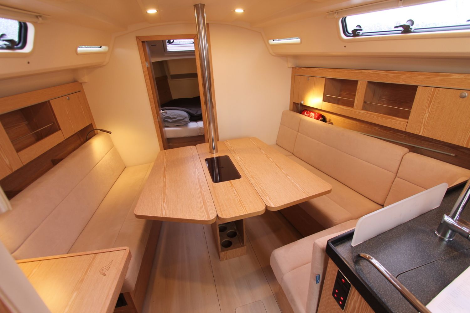 Photo #13 - Hanse 345 (Kami) in Roses - 38568