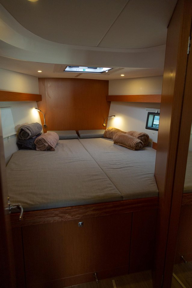 Photo #14 - Bavaria C42 (Tatyana) in Pirovac - 38581