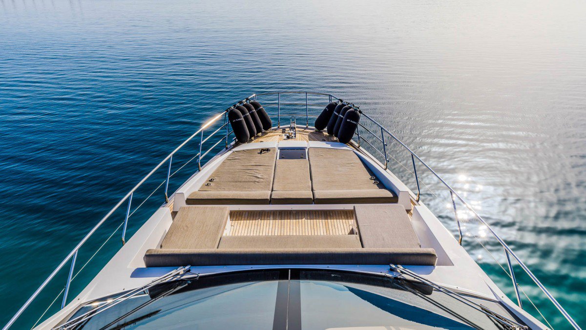 Photo #11 - Azimut 66 - 4 + 1 cab. (MY My Karat II) in Kastela - 38639