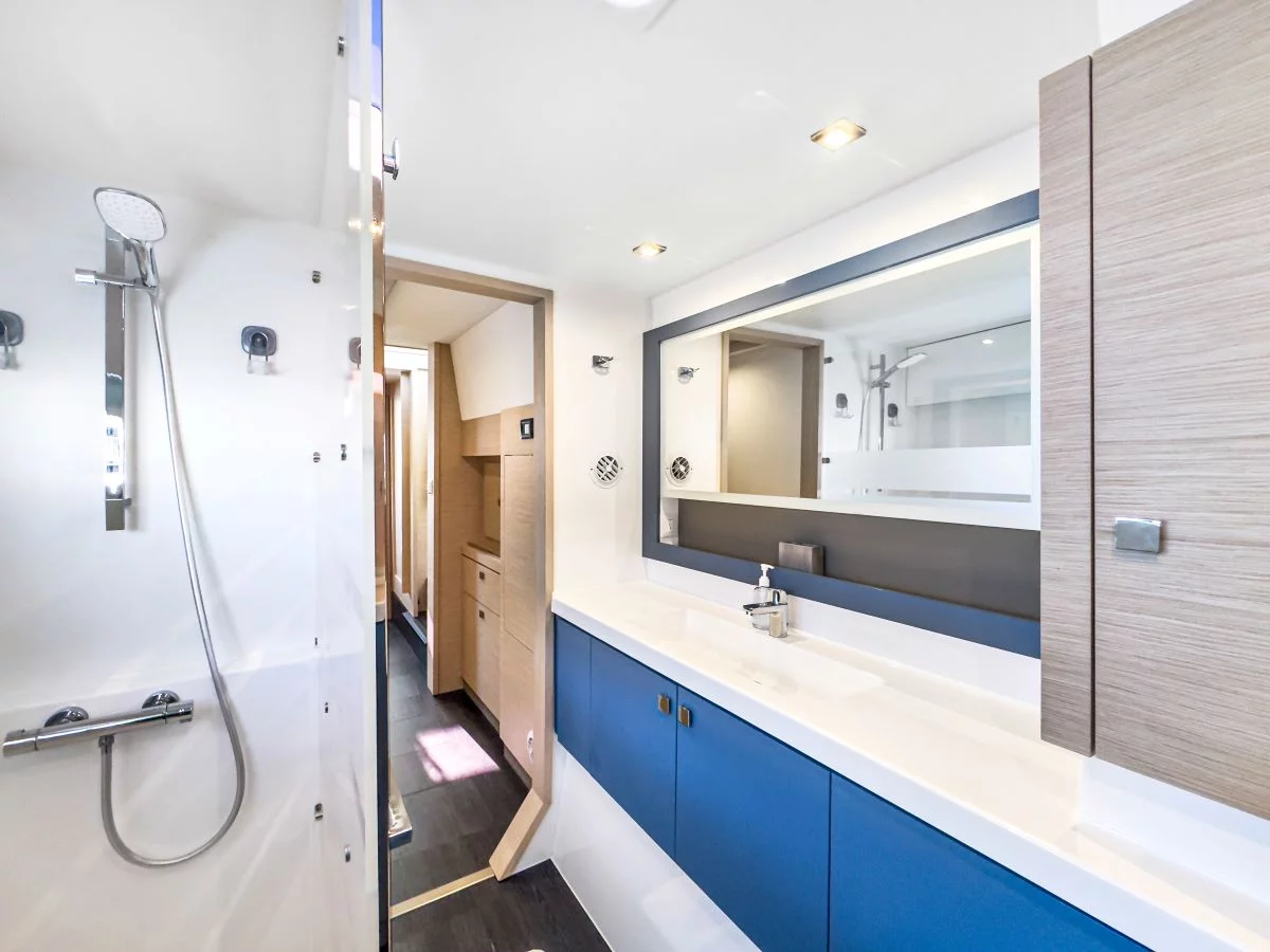 Fountaine Pajot Astrea 42 Maestro (Serenity Now)  - 21