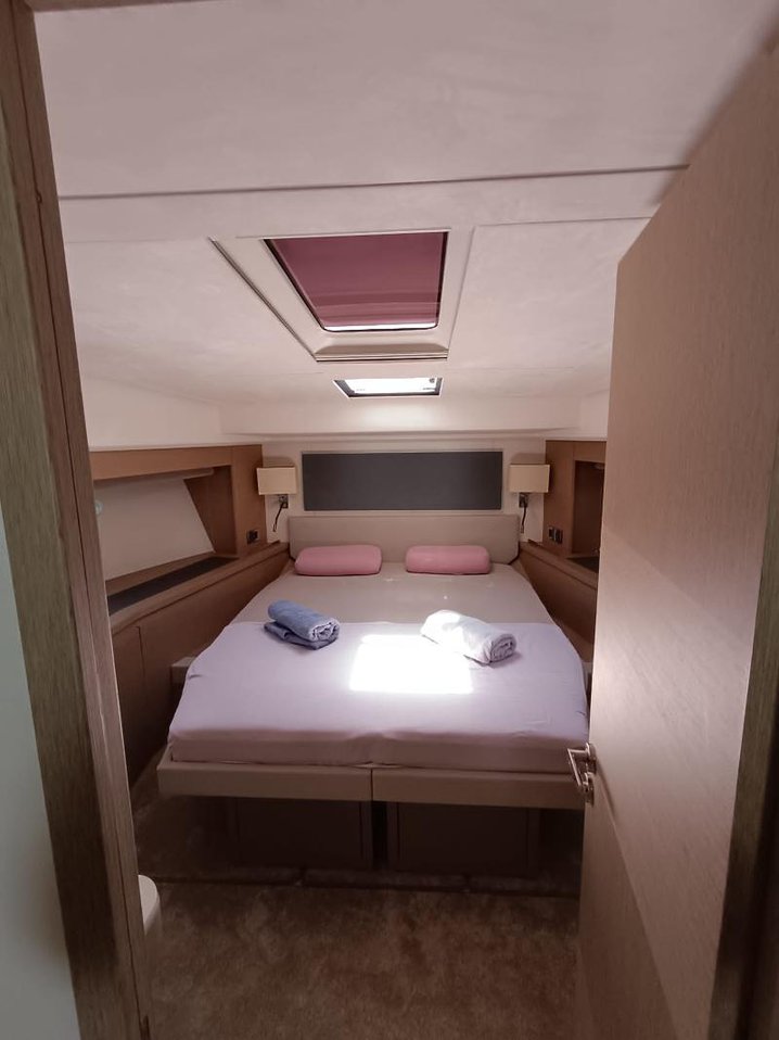 Photo #11 - Prestige 590 Flybridge - 3 + 1 cab. (Tereza) in Split - 38645