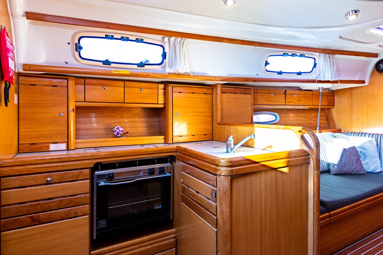Photo #9 - Bavaria 37 Cruiser (Funky) en Krk - 38657