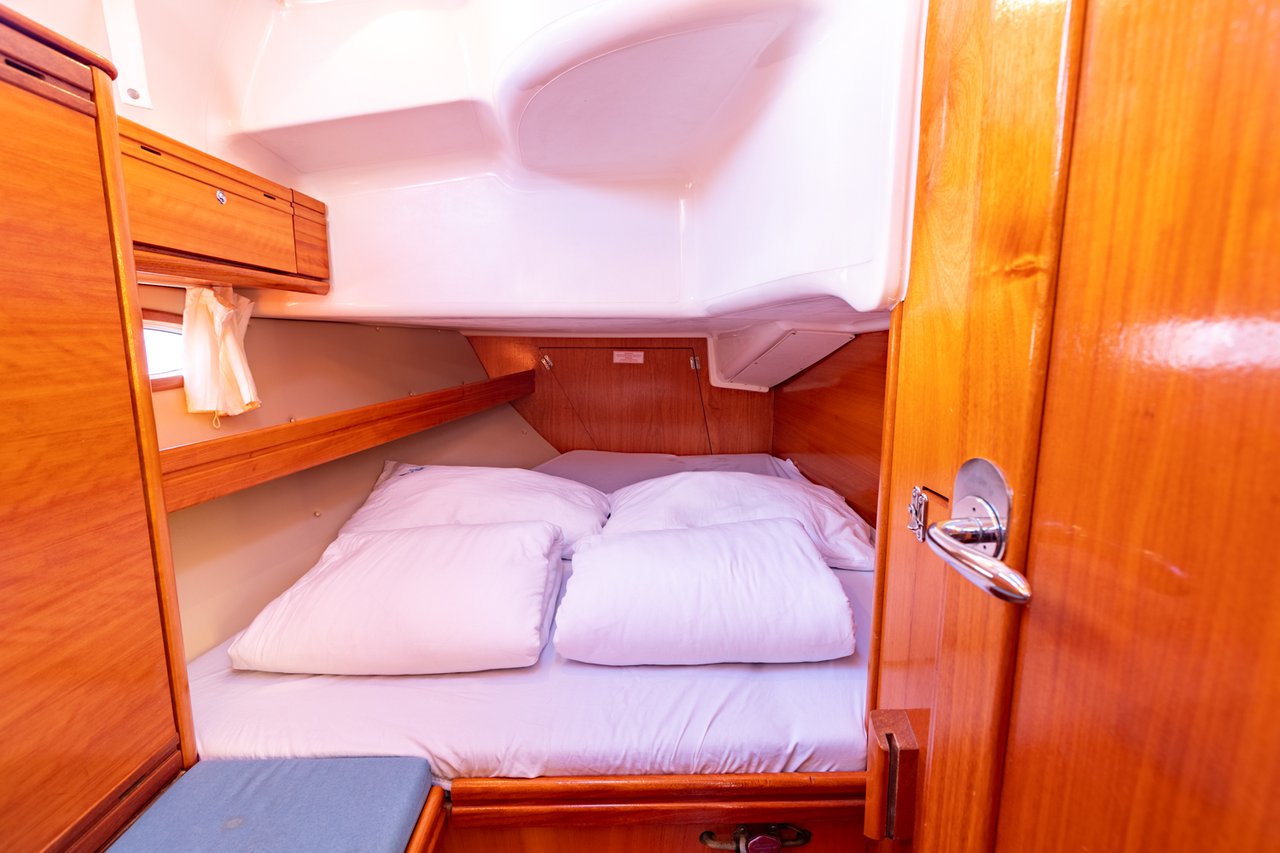 Photo #10 - Bavaria 39 Cruiser (Martina) in Krk - 38661