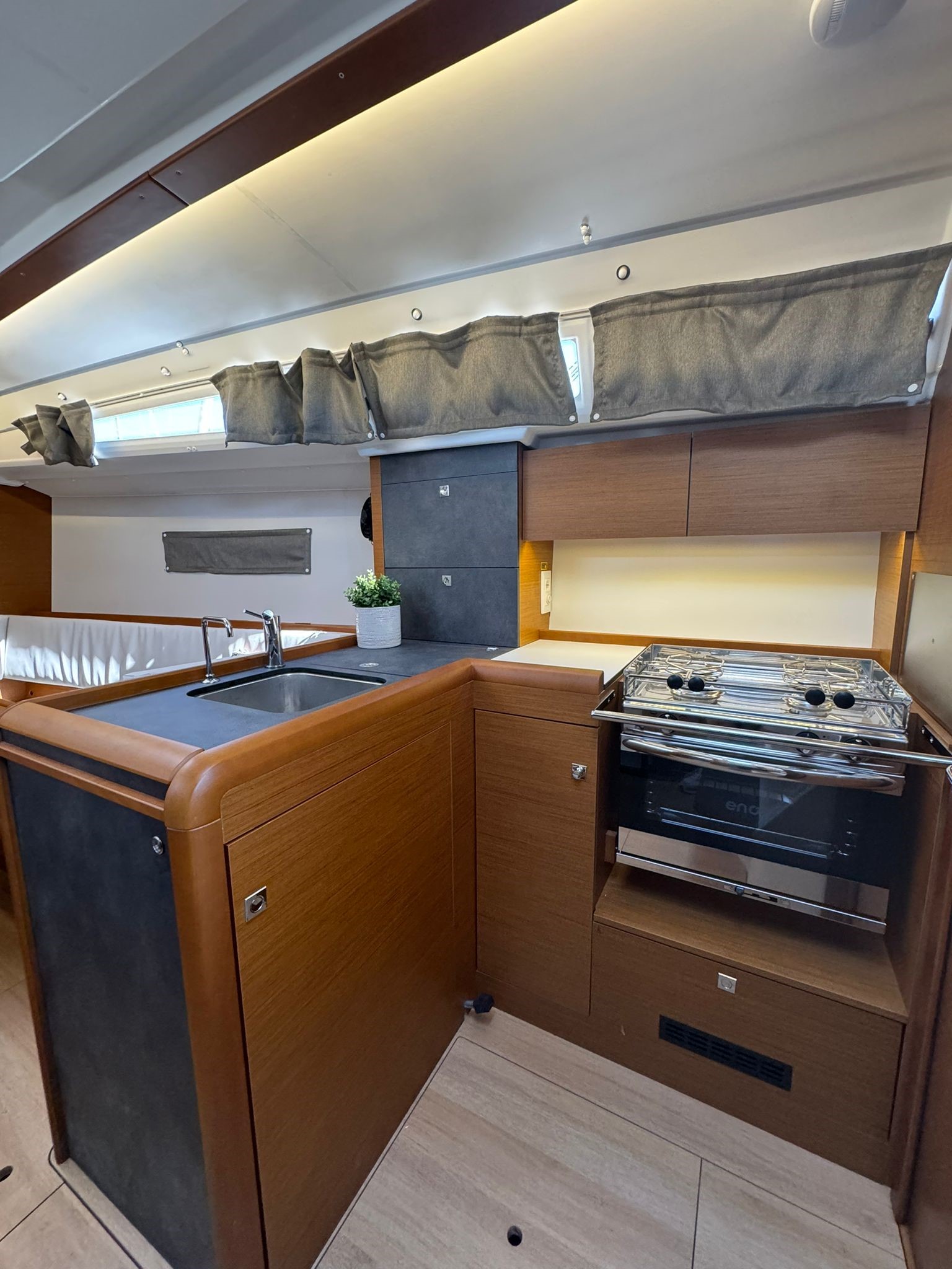 Photo #8 - Sun Odyssey 349 (White Feather) in Biograd - 38700