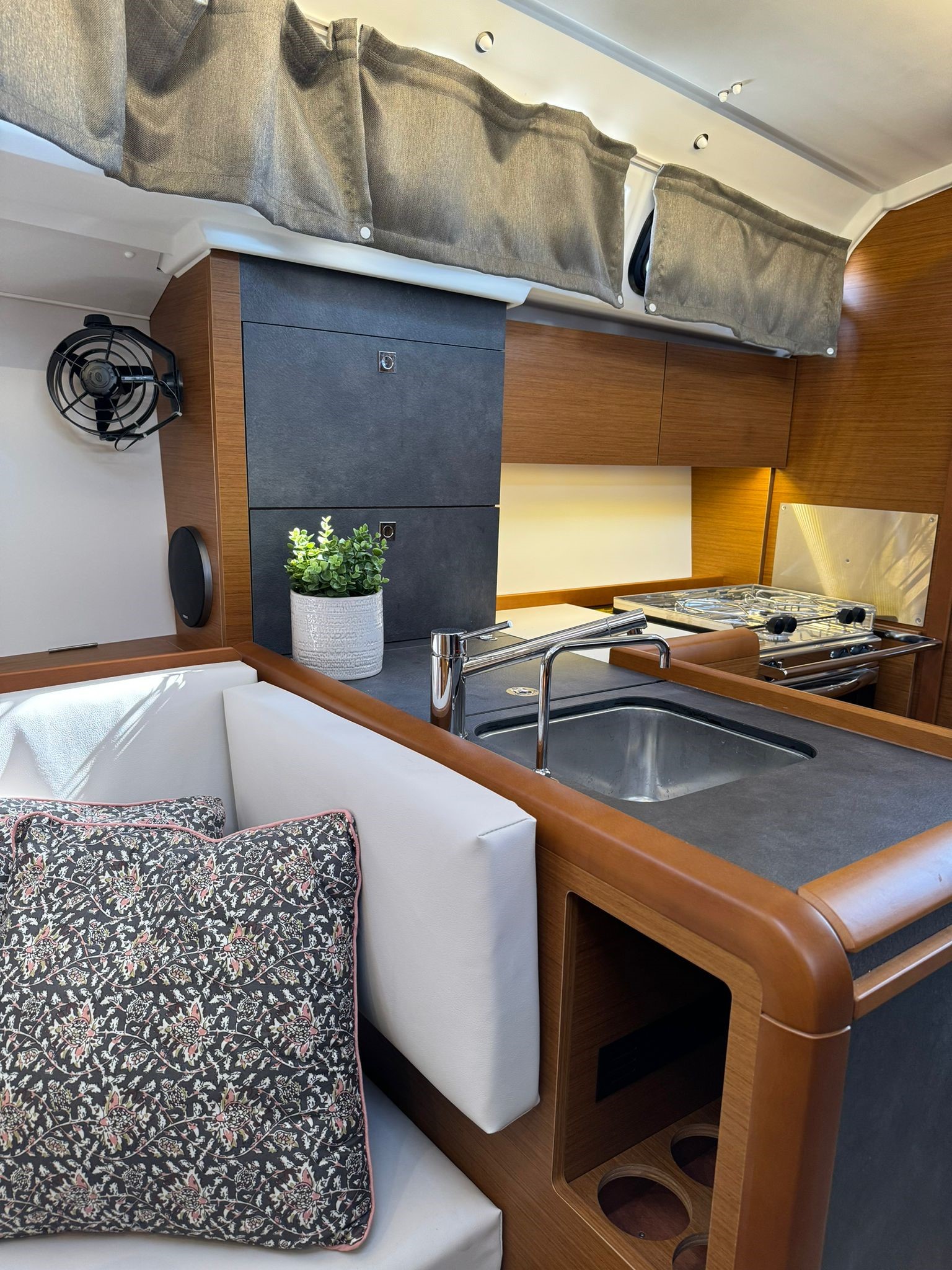 Photo #8 - Sun Odyssey 349 (Why Not) in Biograd - 38701