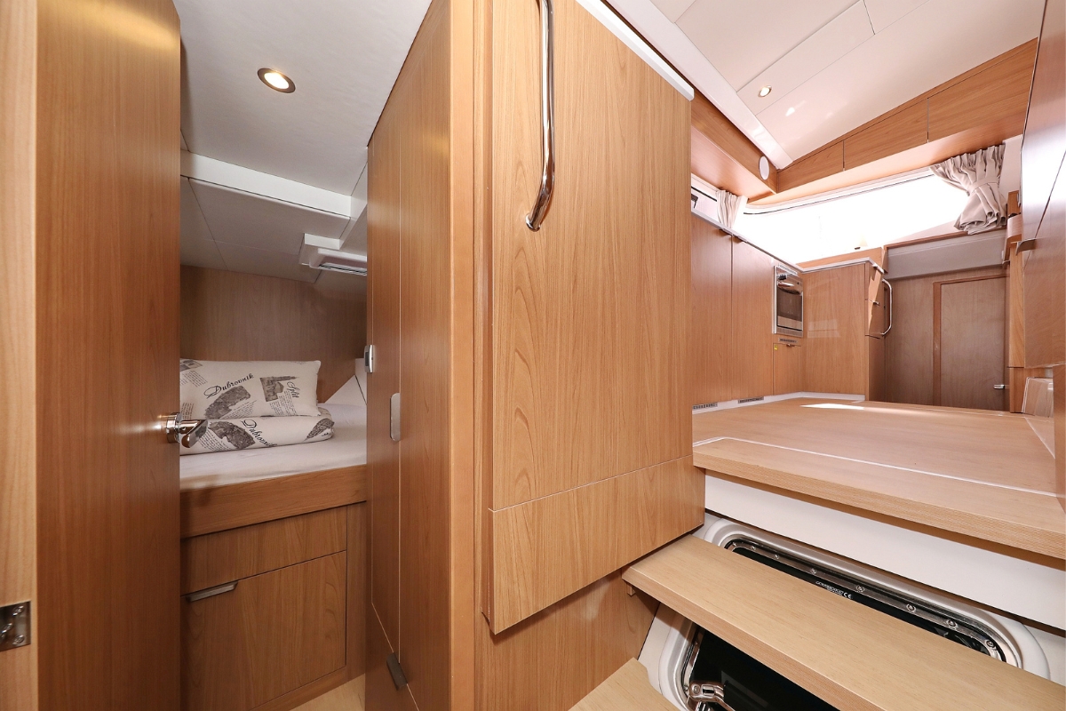 Photo #10 - Bali Catsmart - 4 cab. (Starseeker) in Biograd - 38702