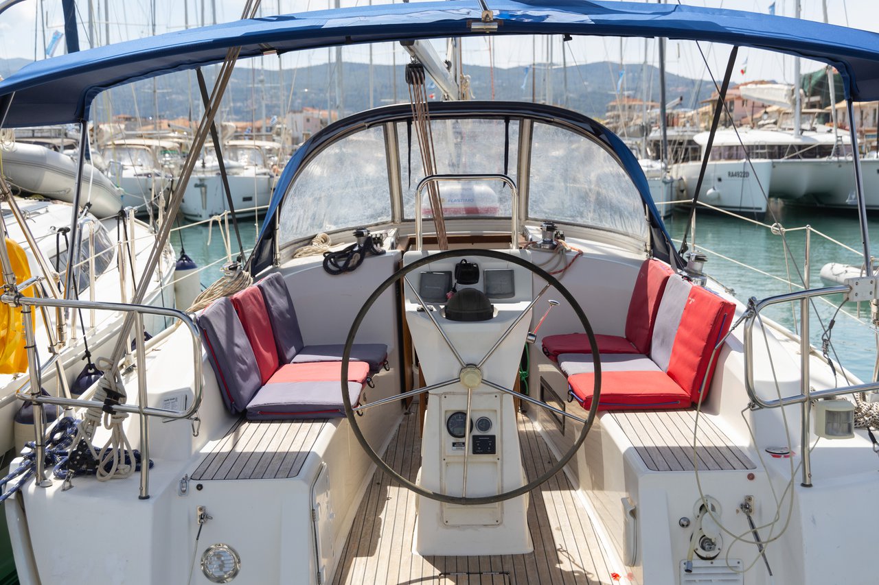 Photo #8 - Bavaria Cruiser 32 (Anemos) in Lefkada - 38705