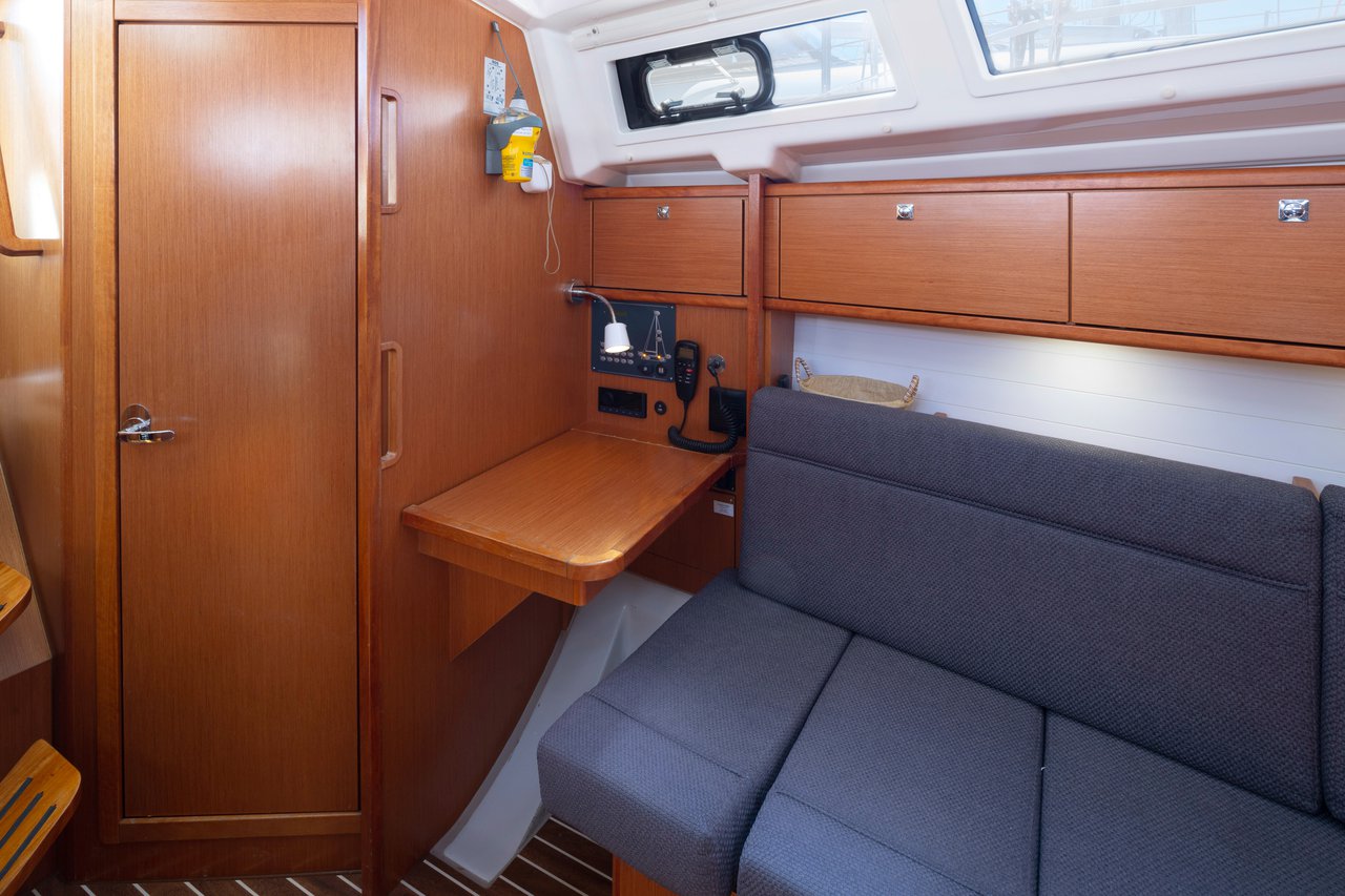 Photo #11 - Bavaria Cruiser 34 - 2 cab. (Oneiro) en Lefkada - 38707