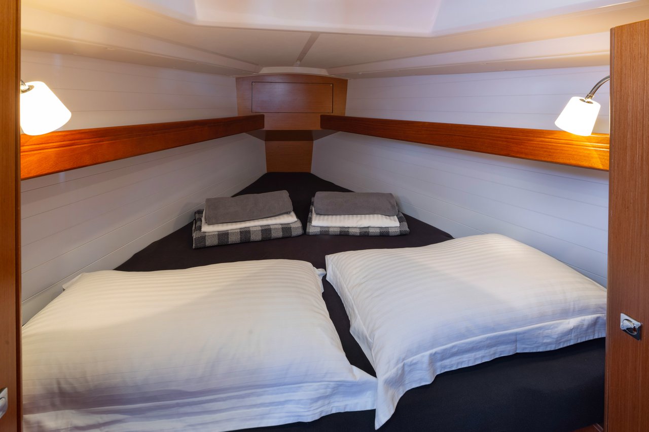 Photo #12 - Bavaria Cruiser 34 - 2 cab. (Oneiro) en Lefkada - 38707