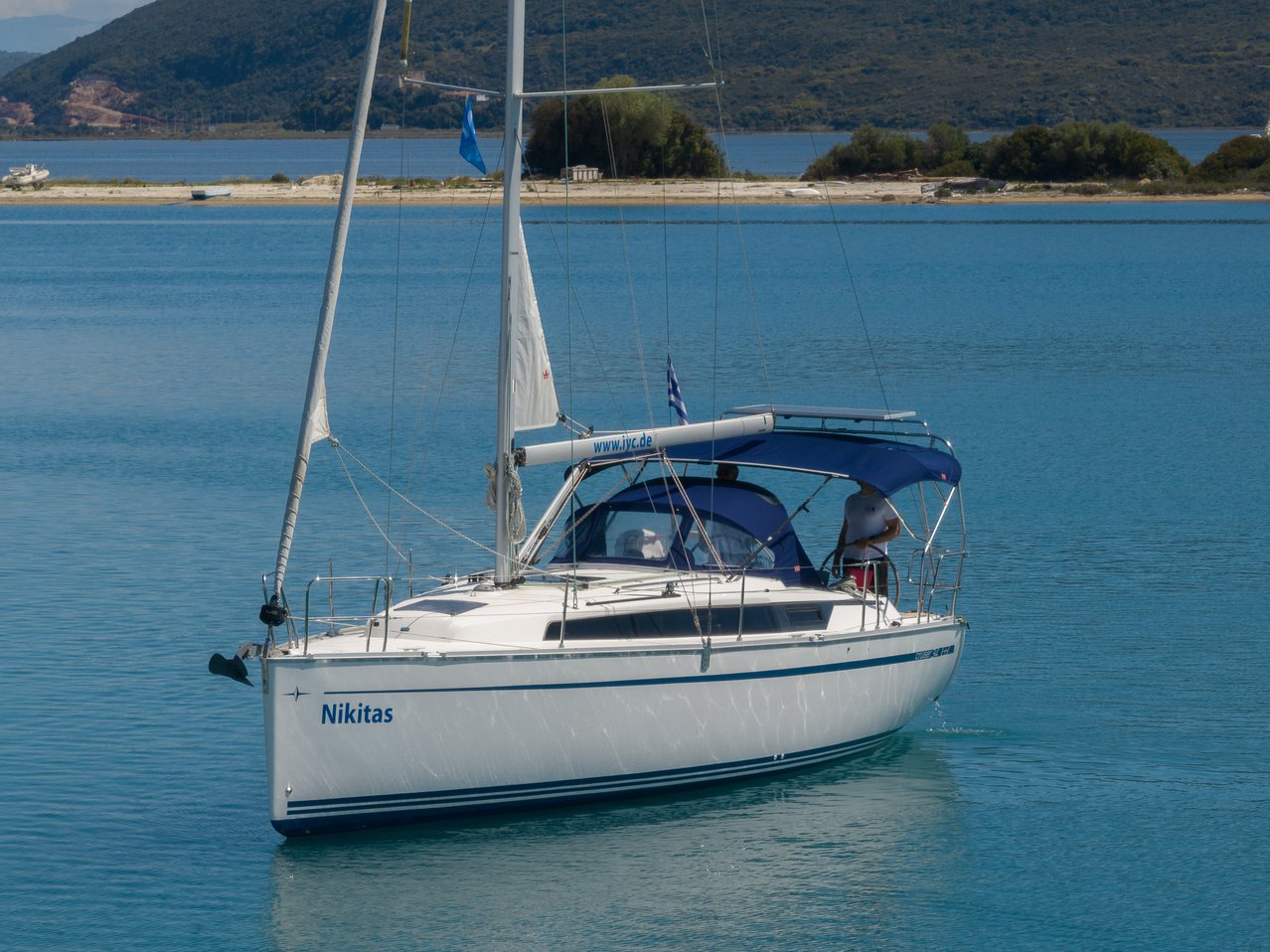 Photo #6 - Bavaria Cruiser 34 - 2 cab. (Nikitas) in Lefkada - 38708