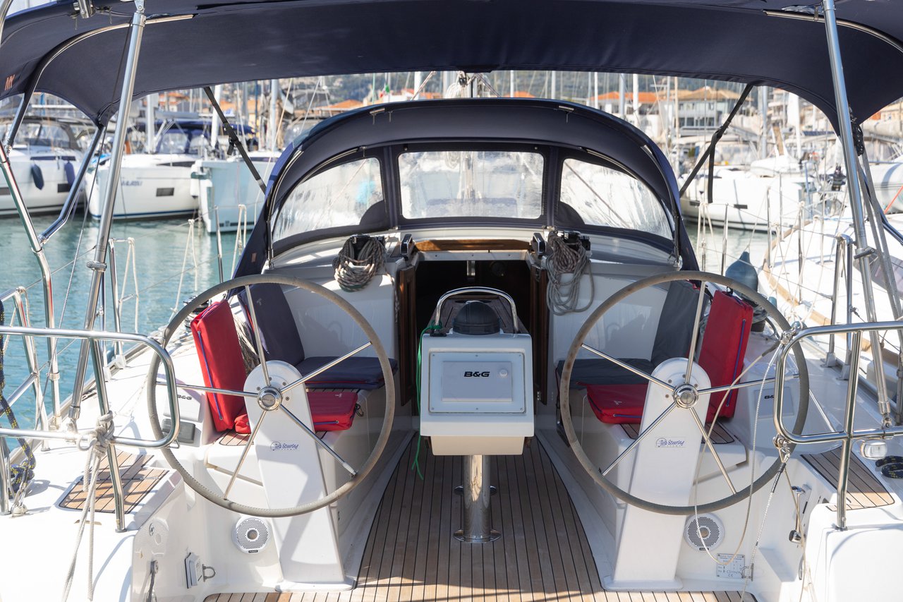 Photo #8 - Bavaria Cruiser 34 - 2 cab. (Nikitas) in Lefkada - 38708