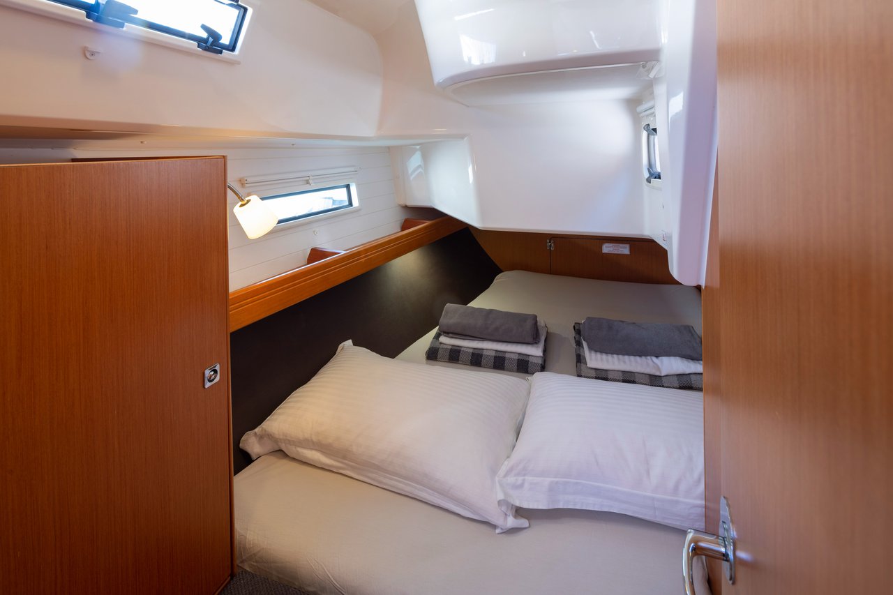 Photo #15 - Bavaria Cruiser 37 - 3 cab. (Athene) in Lefkada - 38710