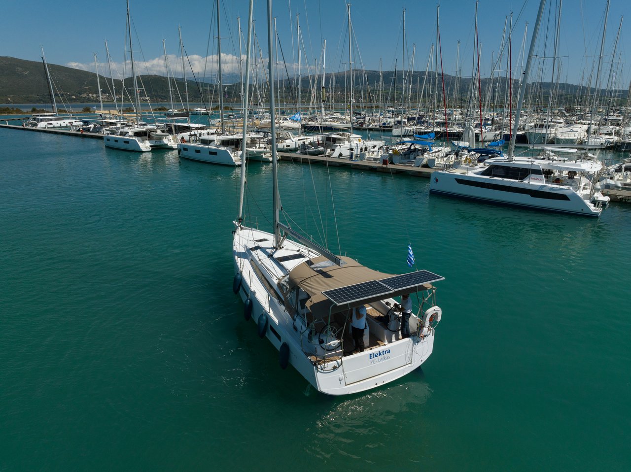 Photo #5 - Sun Odyssey 410 - 3 cab. (Elektra) in Lefkada - 38711