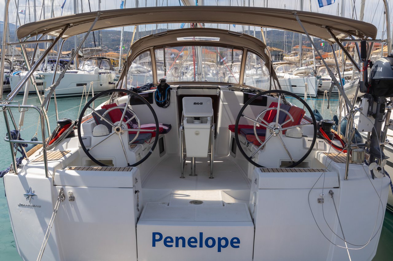 Photo #8 - Sun Odyssey 419 - 3 cab. (Penelope) in Lefkada - 38712