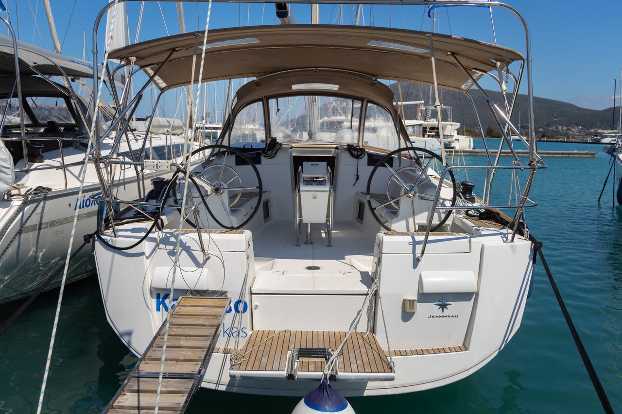 Photo #10 - Sun Odyssey 439 (Kalypso) en Lefkada - 38714