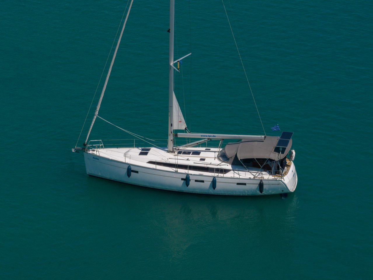 Photo #4 - Bavaria Cruiser 46 Style - 4 cab. (Aiolos) in Lefkada - 38718