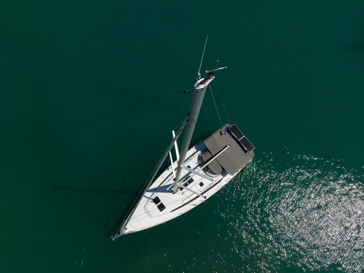 Photo #5 - Bavaria Cruiser 46 Style - 4 cab. (Aiolos) in Lefkada - 38718