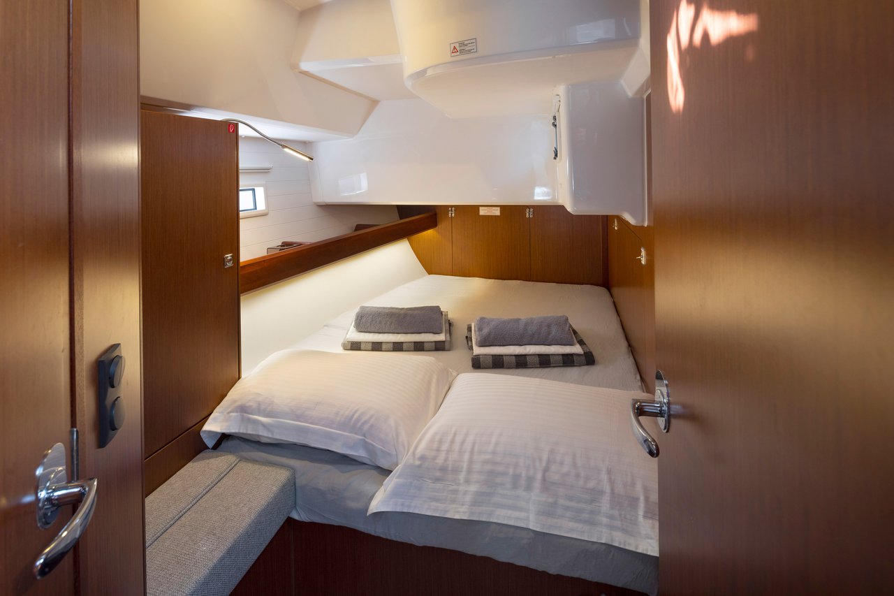 Photo #16 - Bavaria Cruiser 46 Style - 4 cab. (Aiolos) in Lefkada - 38718